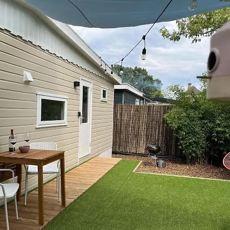 Cozy Wooden De Veluwe *