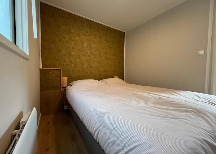 Cozy Wooden De Veluwe * 푸텐