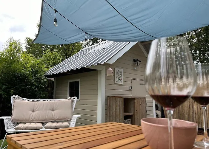 펜션 Cozy Wooden De Veluwe 푸텐