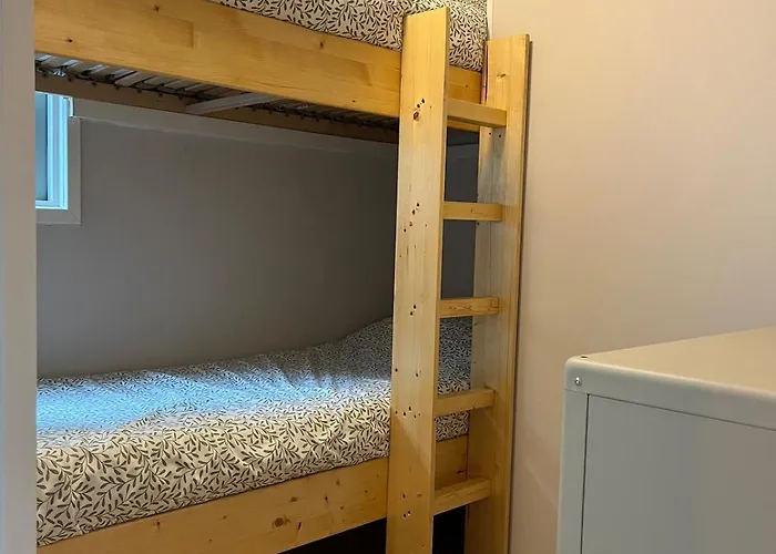 Cozy Wooden De Veluwe * 푸텐