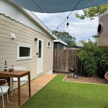 Cozy Wooden De Veluwe With Private Hot Tub *